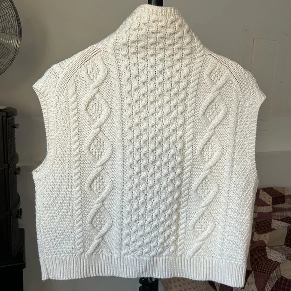 Polo Ralph Lauren Cable Knit Turtleneck Cream Sleeveless Sweater Women’s XS - Picture 3 of 7